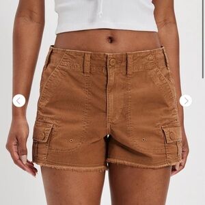 American Eagle Black Snappy Stretch '90s Boyfriend Cargo Short Women’s 00